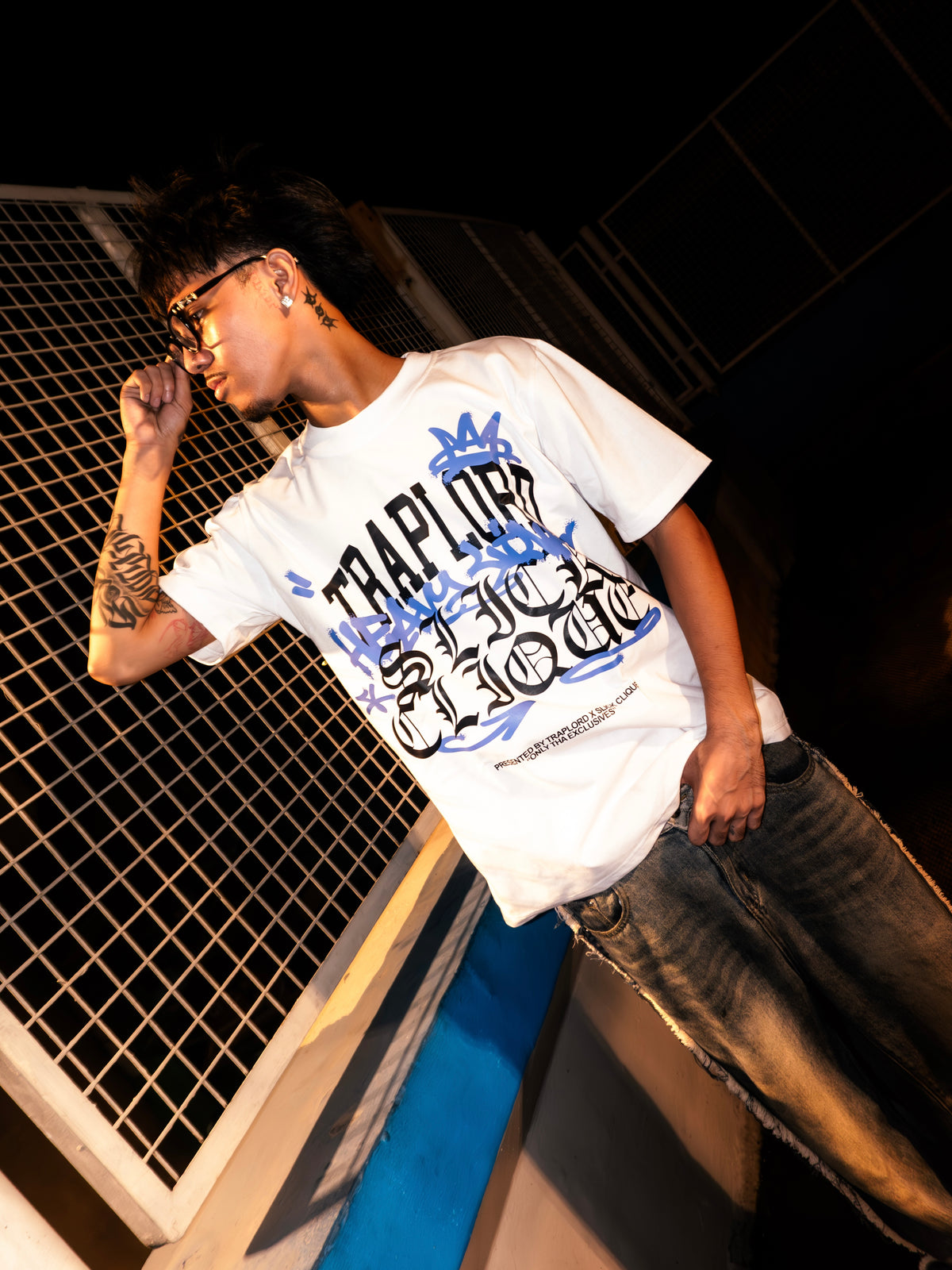SLICK CLIQUE X TRAPLORD HEAVY LINKS WHITE TEE