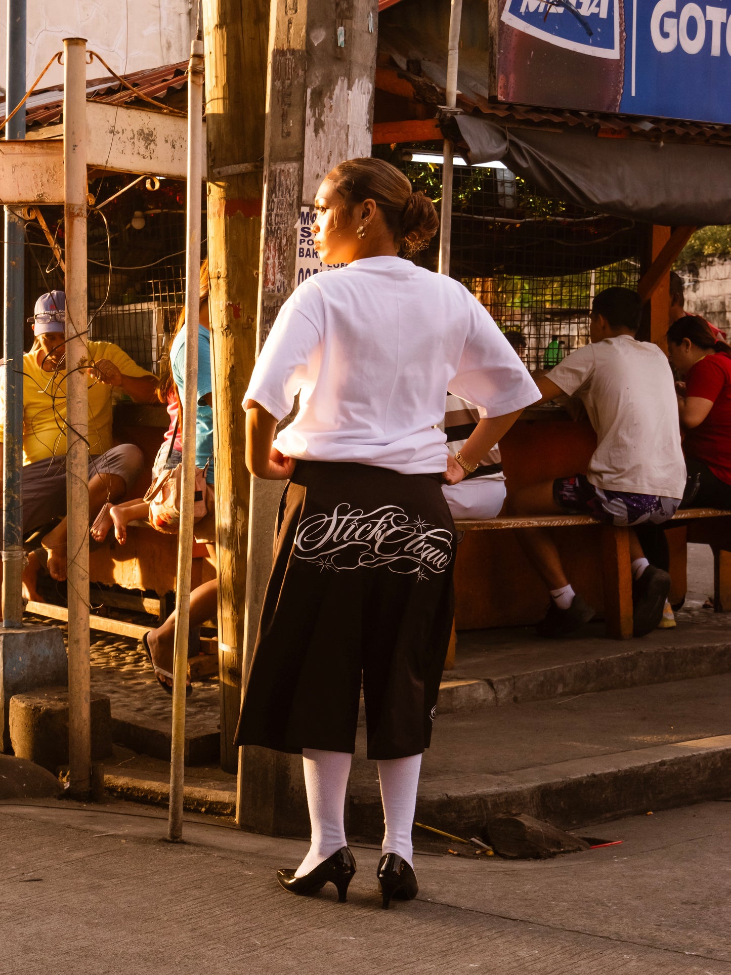 SLICK CLIQUE GHETTO SCRIPT BLACK SHORT