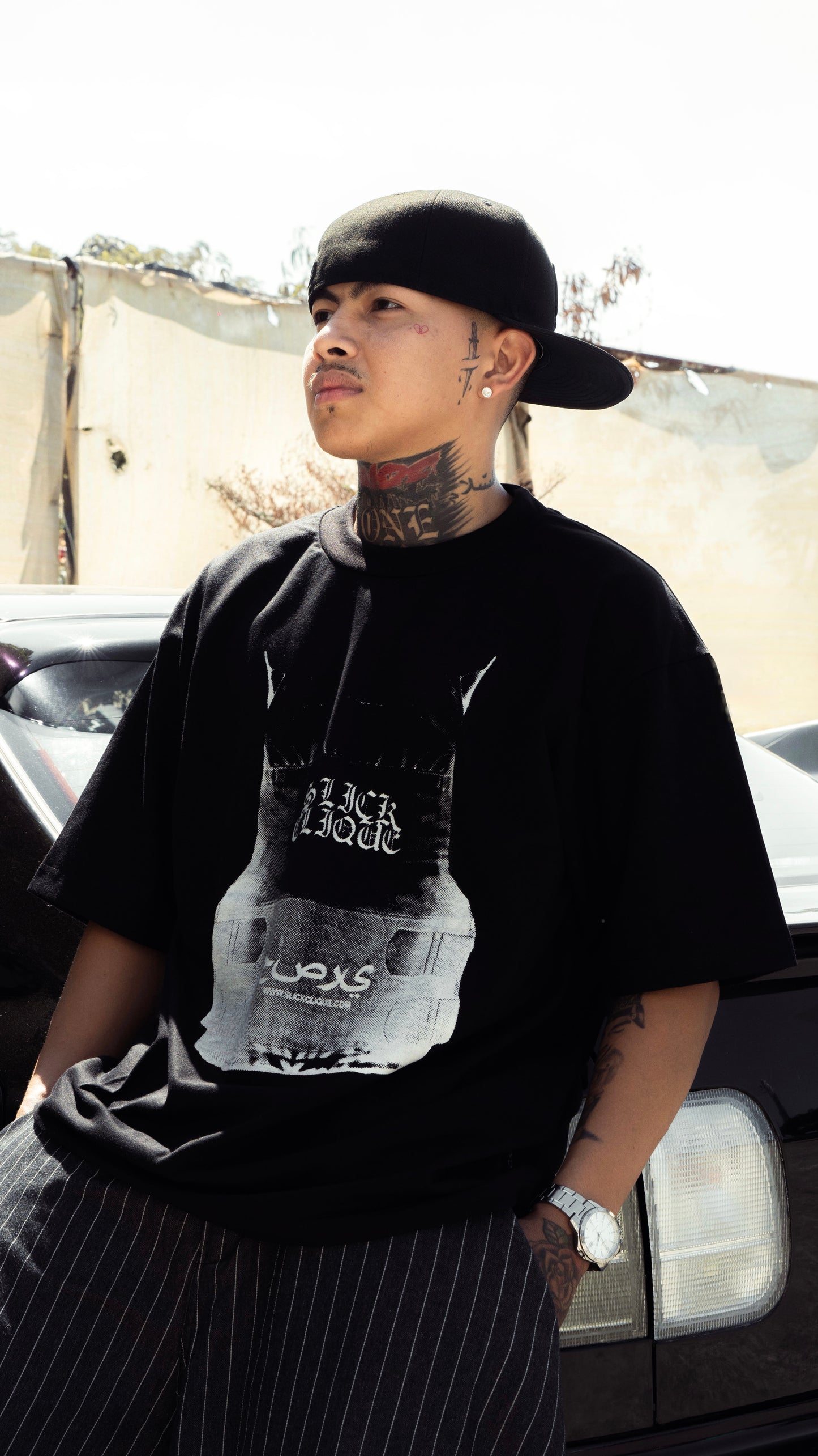 SLICK CLIQUE BULLETPROOF VEST TEE