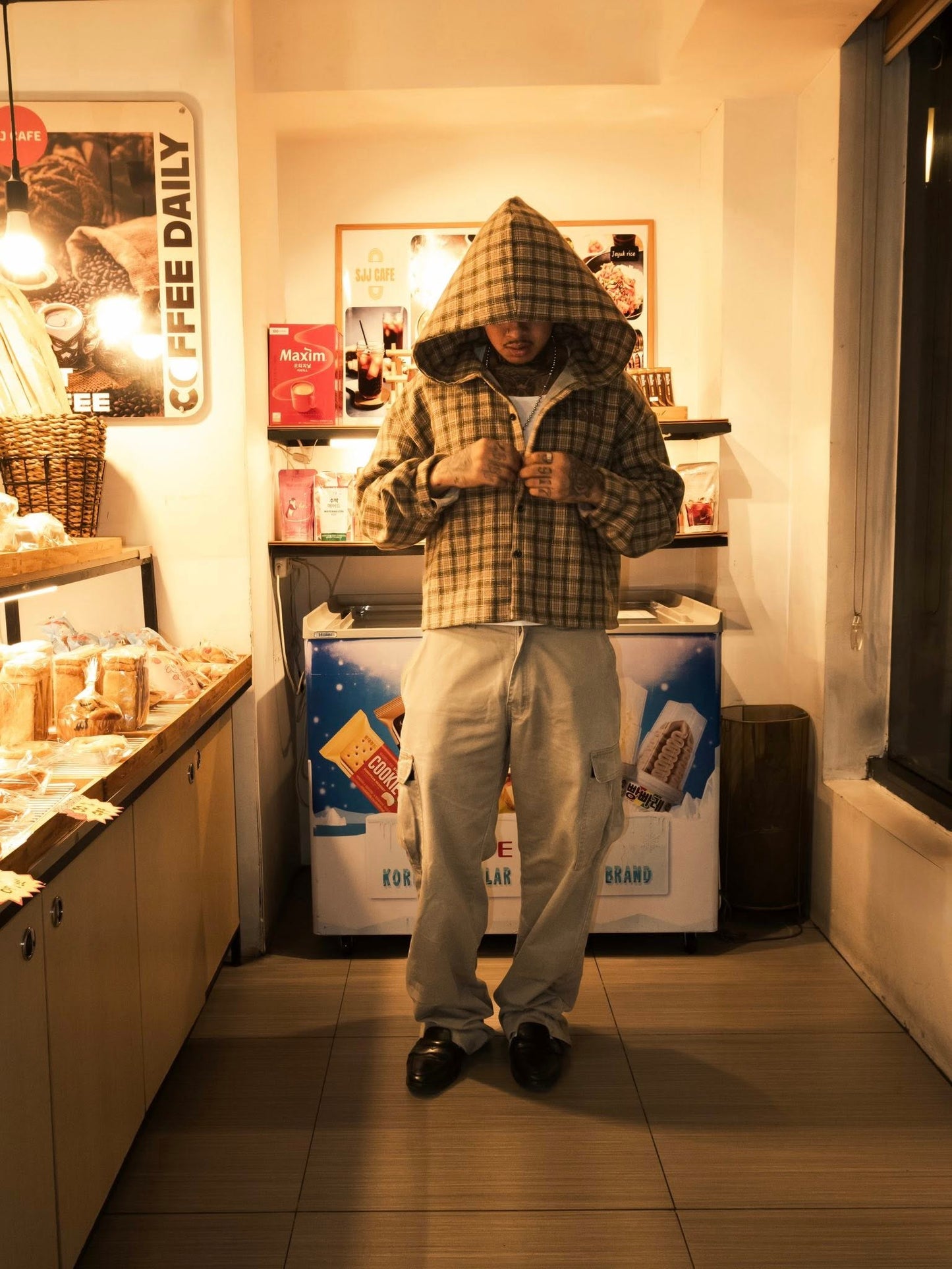SLICK CLIQUE PLAID HOODIE
