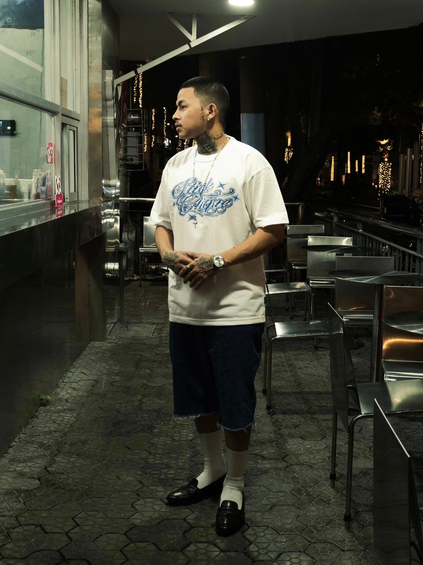 SLICK CLIQUE AIRBRUSH TEE