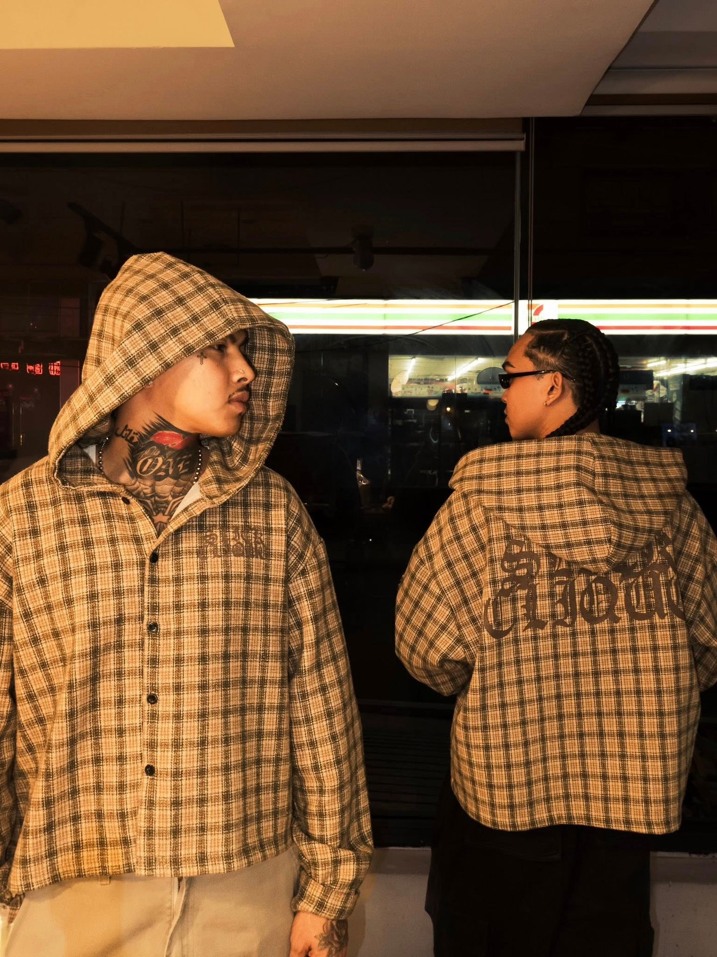 SLICK CLIQUE PLAID HOODIE