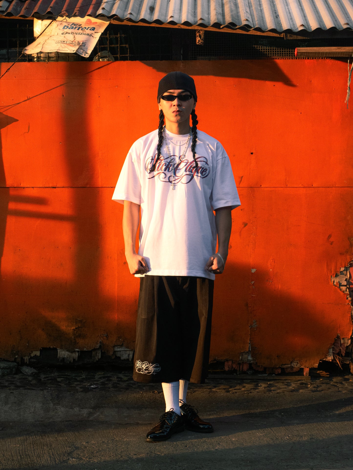 SLICK CLIQUE GHETTO SCRIPT WHITE TEE