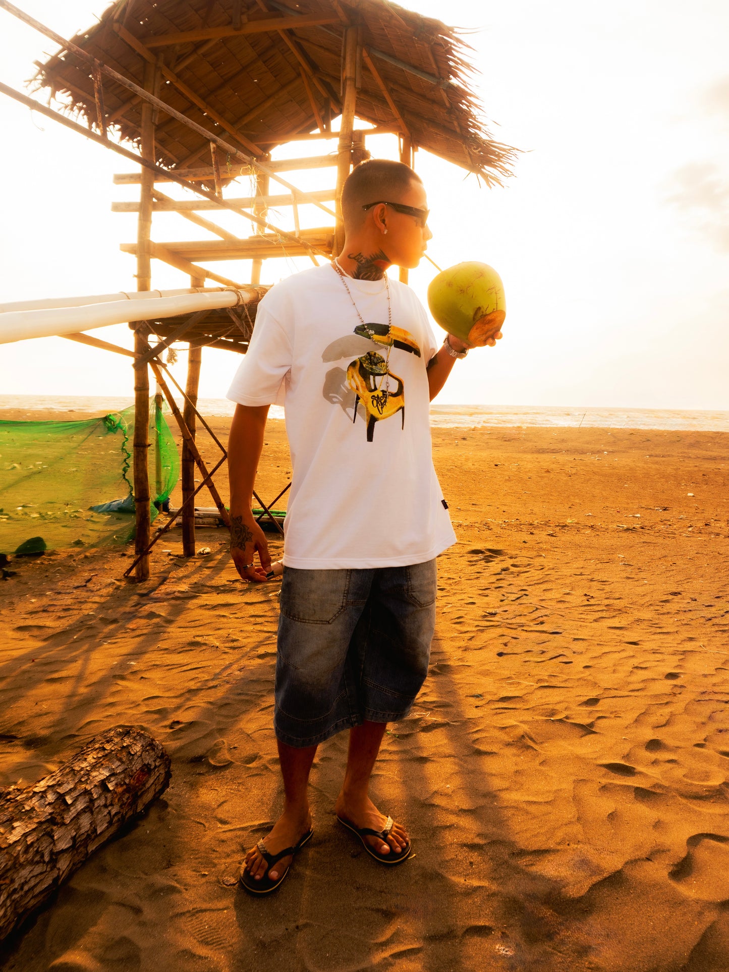 SLICK CLIQUE LEISURE SHADE WHITE TEE