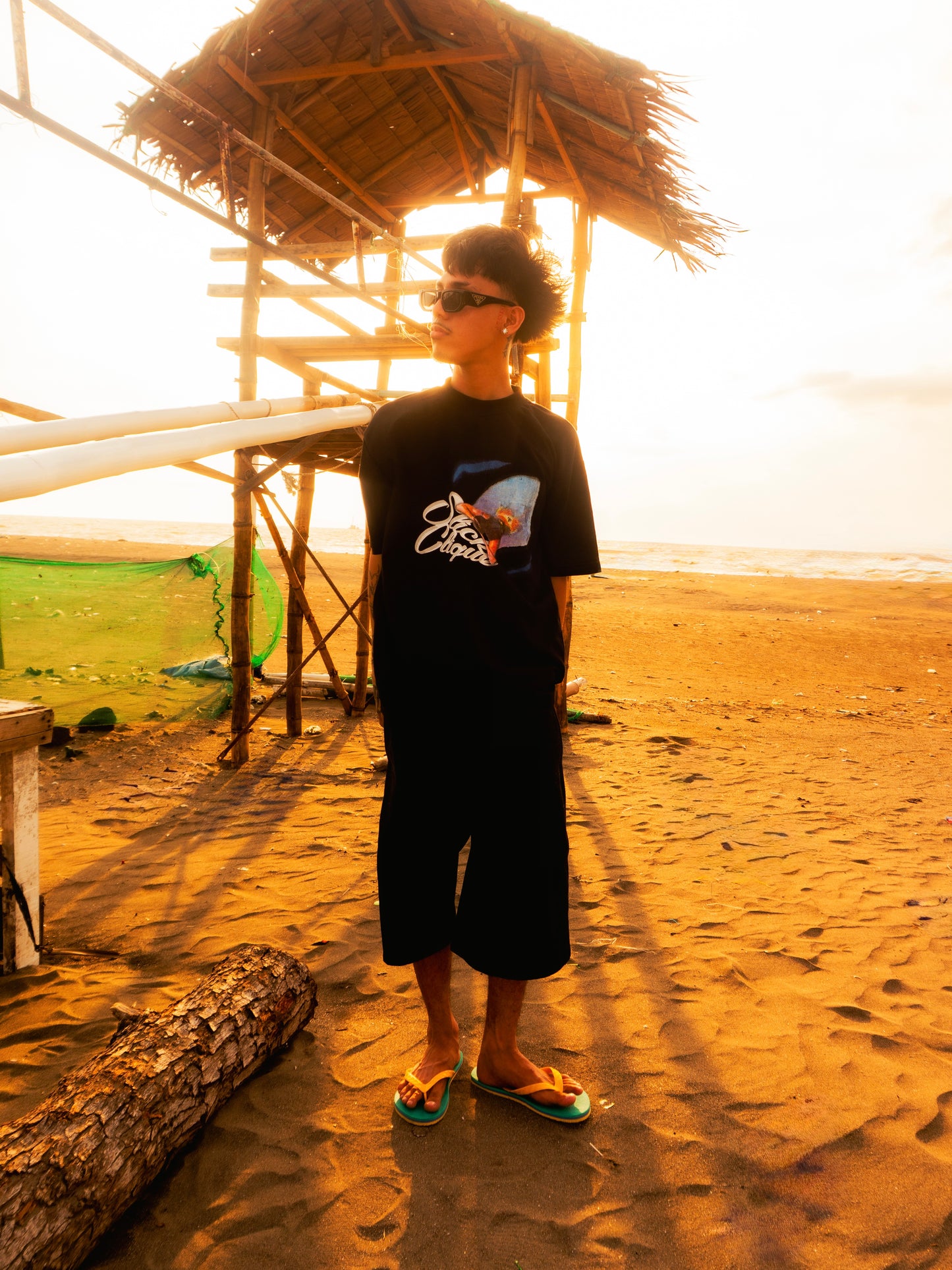 SLICK CLIQUE OCEAN DRIVE BLACK TEE