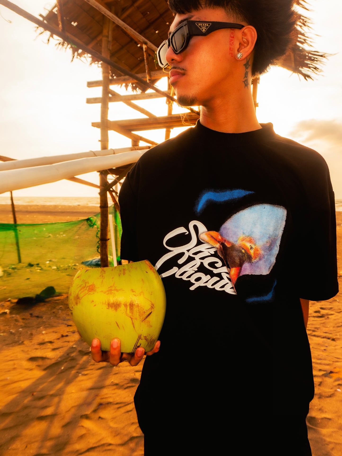SLICK CLIQUE OCEAN DRIVE BLACK TEE