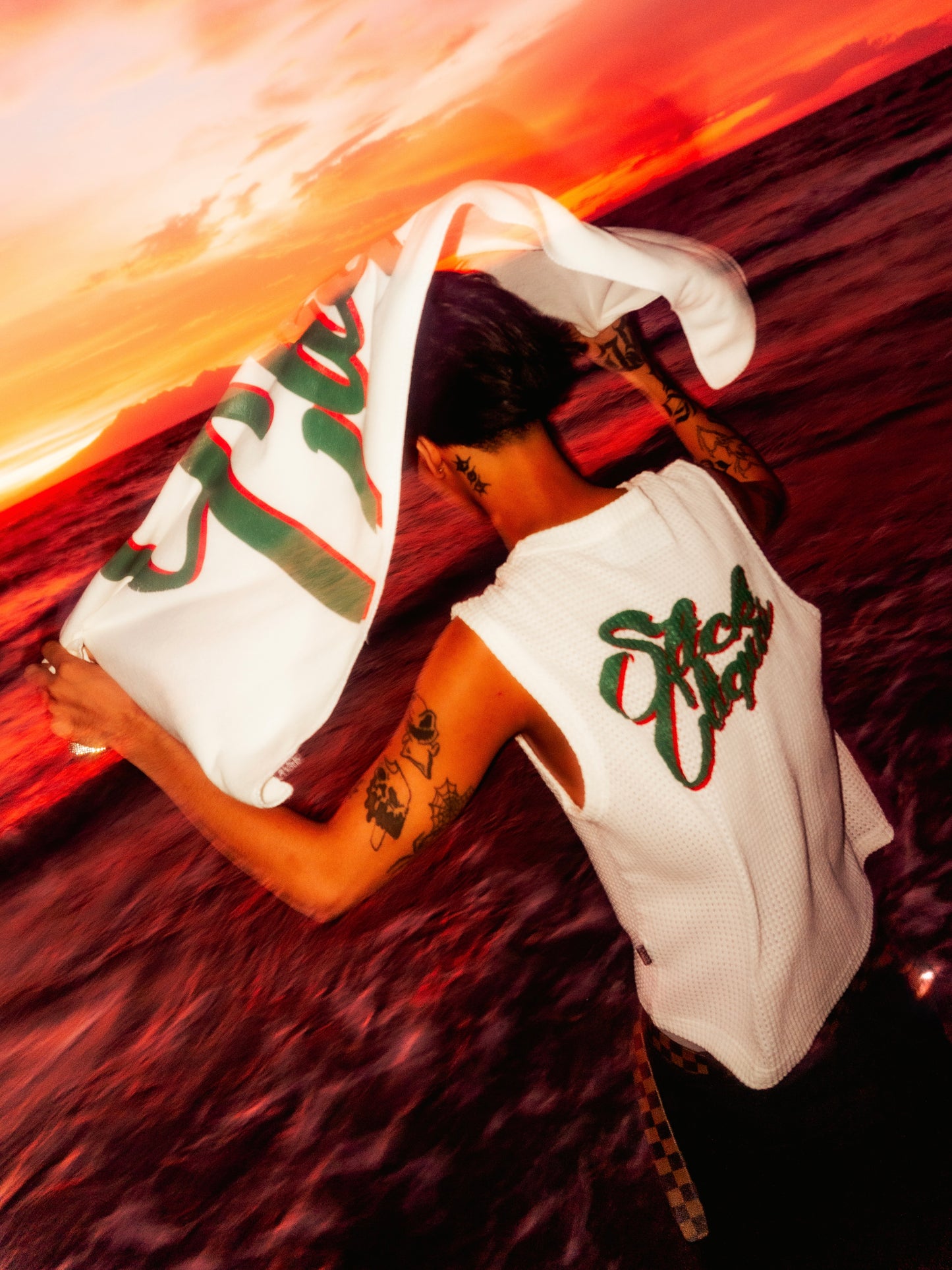 SLICK CLIQUE SUMMER TOWEL
